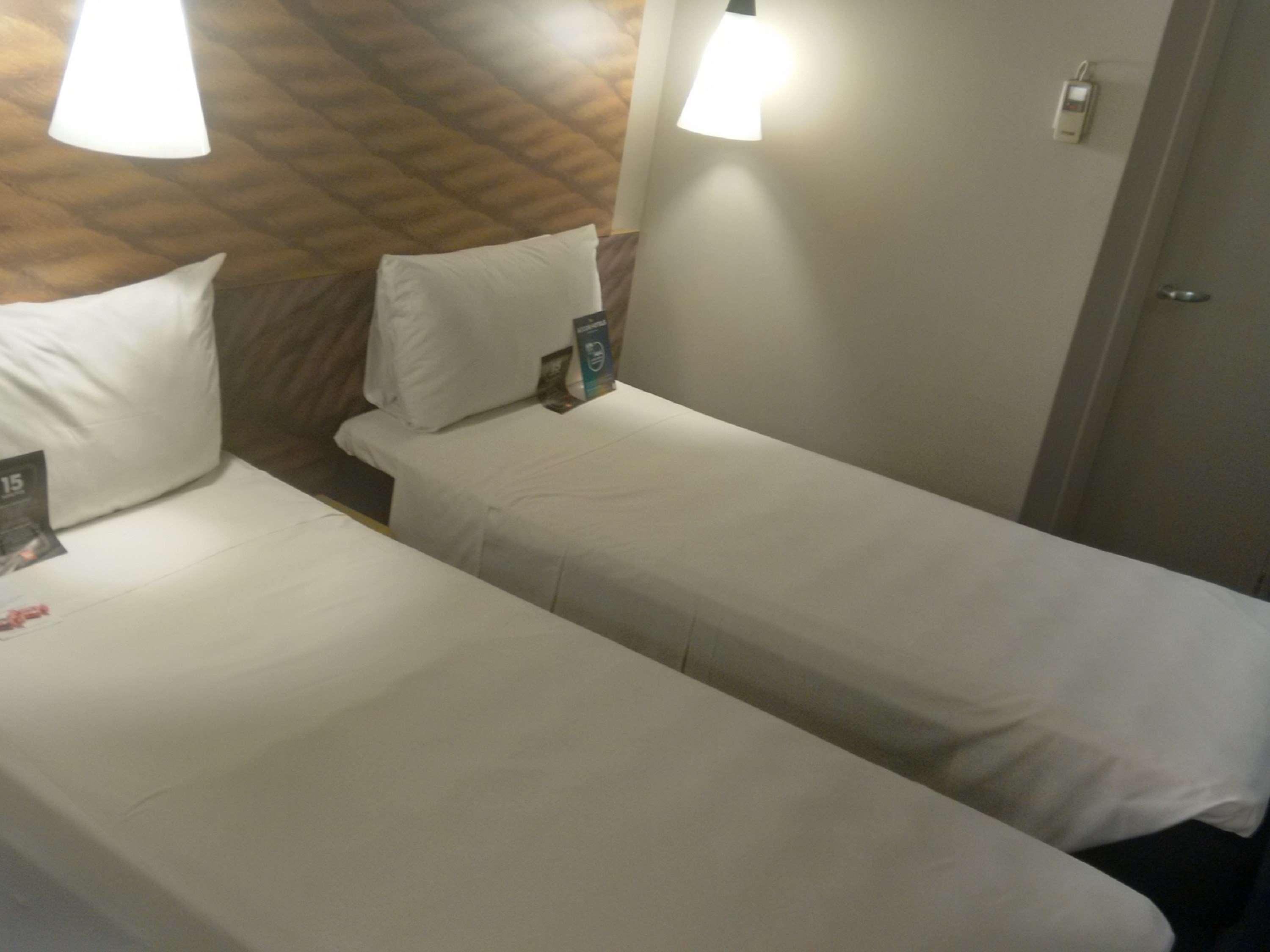ホテル Ibis Navegantes Itajaí エクステリア 写真