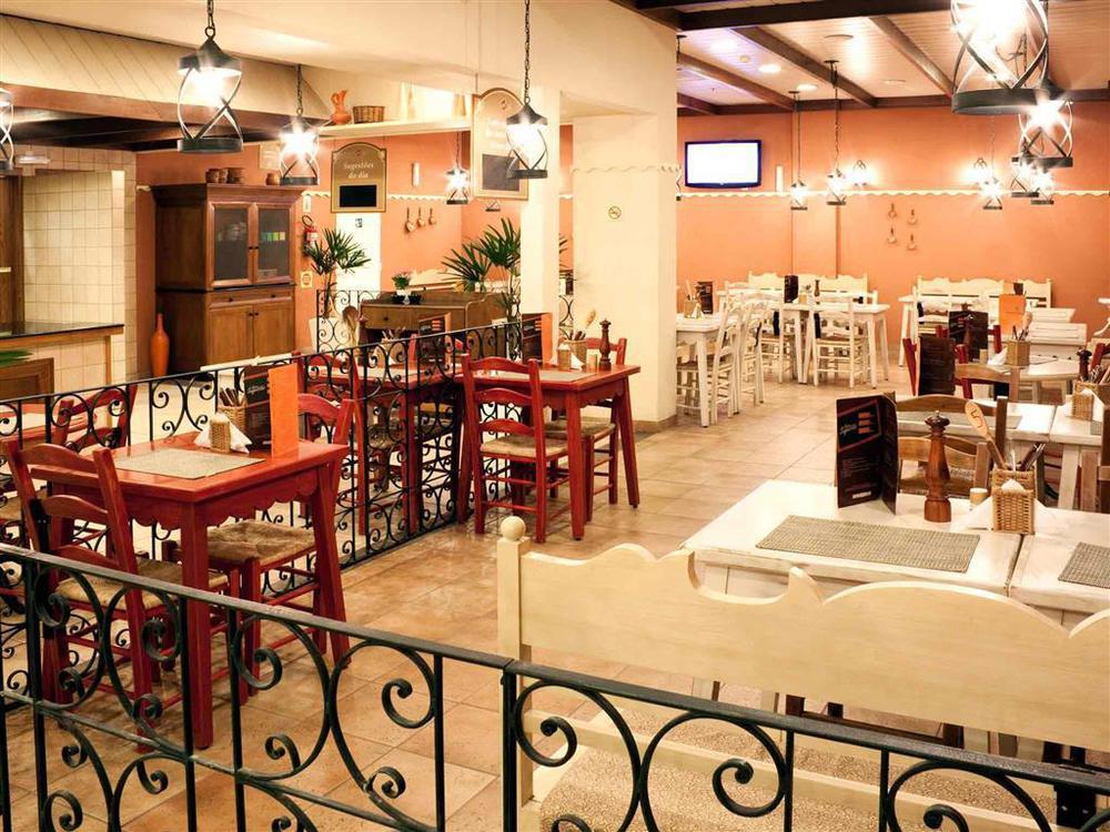 ホテル Ibis Navegantes Itajaí エクステリア 写真